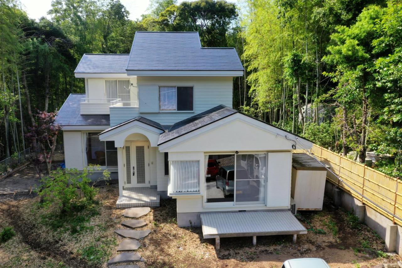 ファミーユ伊豆の瞳 Villa Ito  Exteriör bild