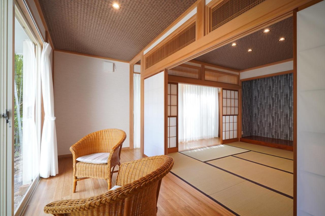 ファミーユ伊豆の瞳 Villa Ito  Exteriör bild